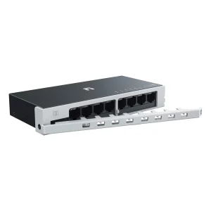 Netis - 8Port 10/100 switch with safety lock - ST108D