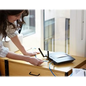 Linksys EA8300 - wireless router - Wi-Fi 5 - desktop