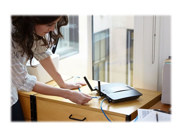 Linksys EA8300 - wireless router - Wi-Fi 5 - desktop - Image 7