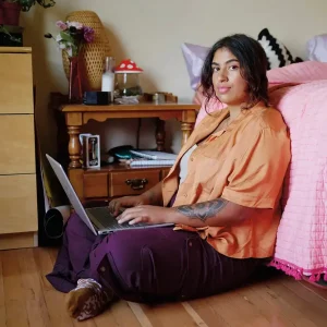 HP - 15.6" Full HD Touch-Screen Laptop - Intel Core i7 - 16GB Memory - 512GB SSD - Natural Silver