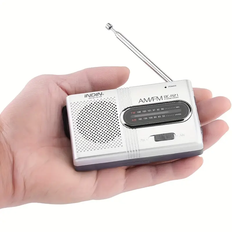 MT Radio AM/FM with USB Telescopic Antenna - Image 3